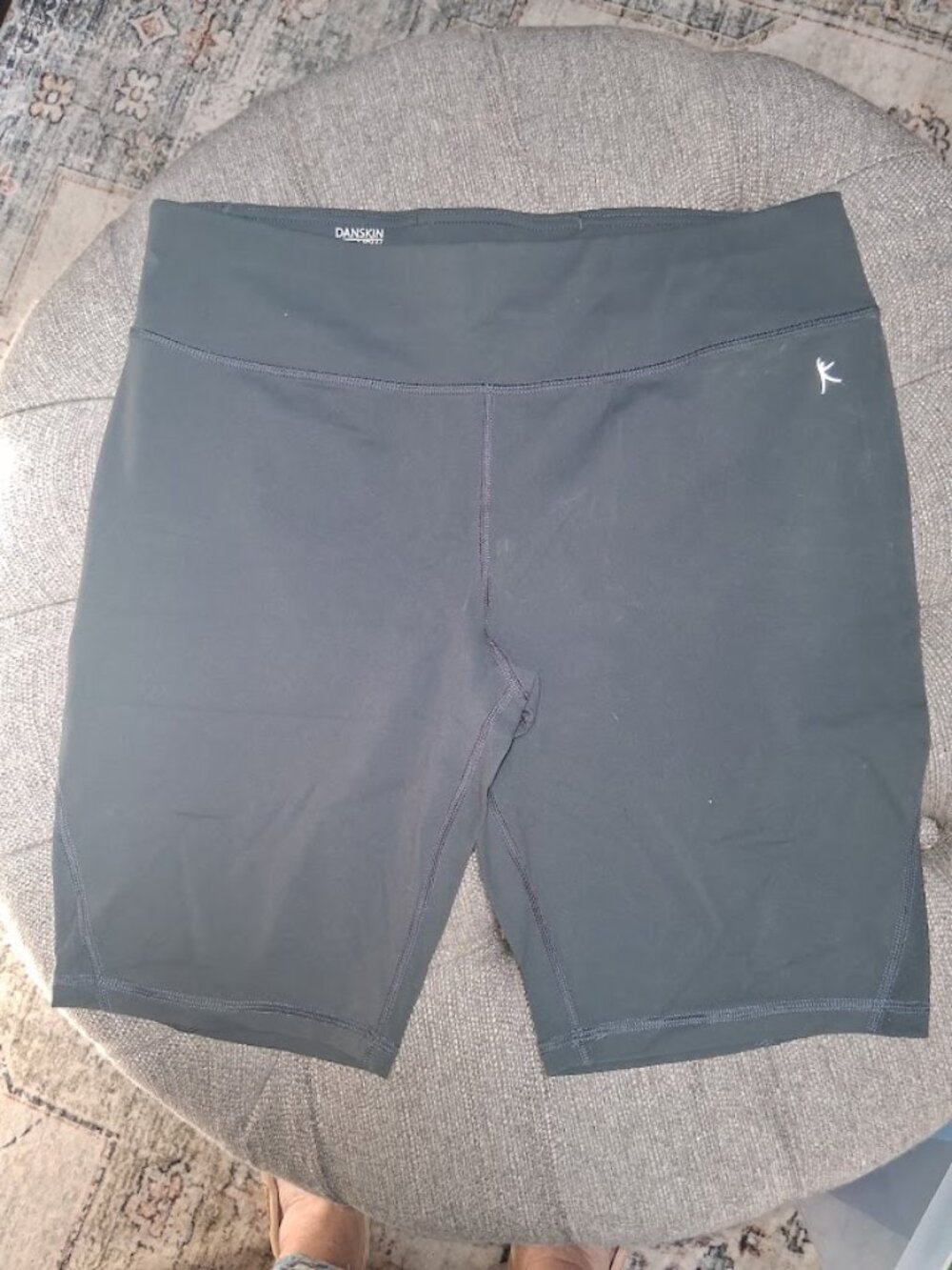 Danskin Now Women's L Grey Fitted Mesh Panel Bike Shorts NWOT